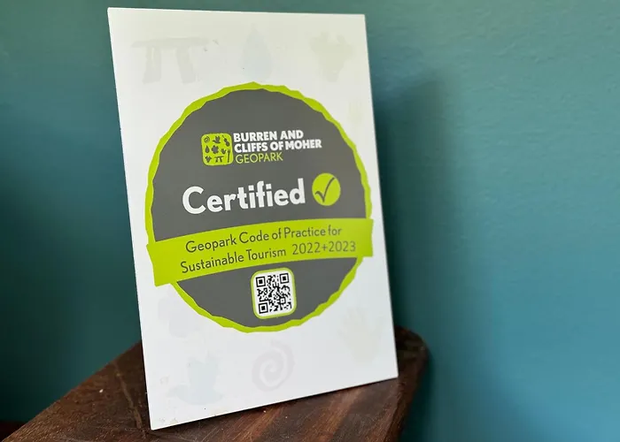 Хостел The Common Knowledge Centre *